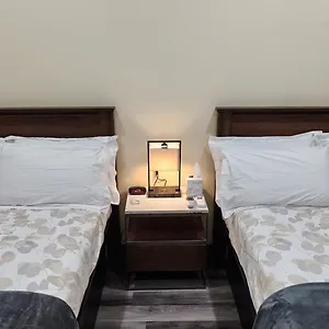 24 Motel Los Angeles
